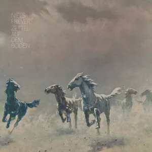 Zettel aus dem Boden